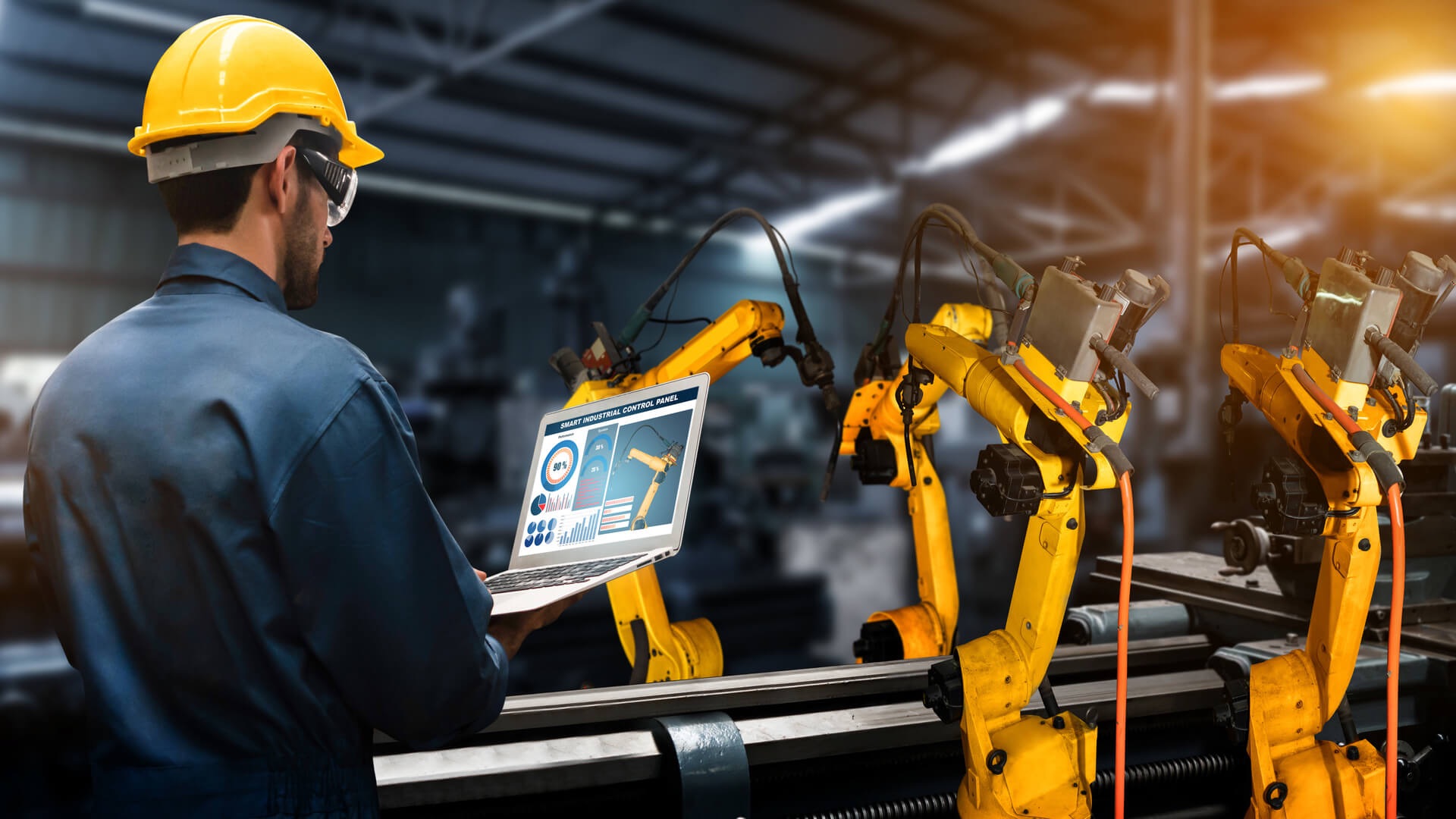 4. B2B Tech & Manufacturing
